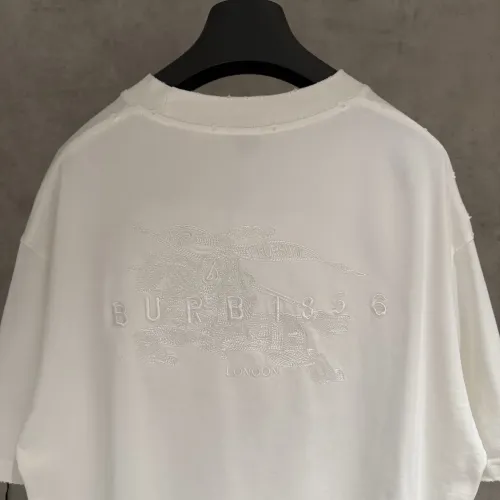 Replica Burberry T-Shirts Short Sleeved For Unisex #1424476 $56.00 USD for Wholesale