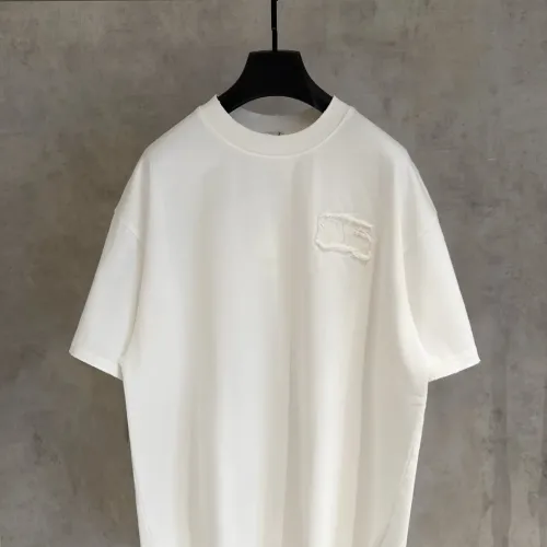Replica Burberry T-Shirts Short Sleeved For Unisex #1424478 $56.00 USD for Wholesale