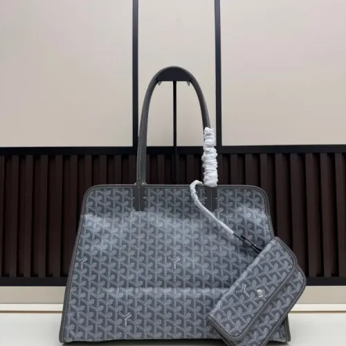 Goyard AAA Quality Shoulder Bags For Women #1426535
