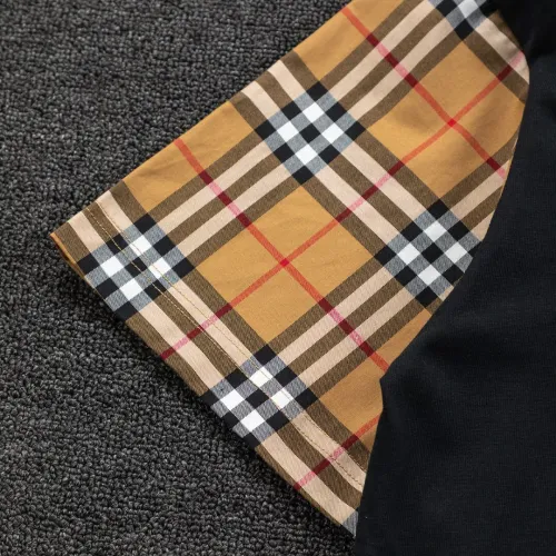 Replica Burberry T-Shirts Short Sleeved For Unisex #1427053 $38.00 USD for Wholesale