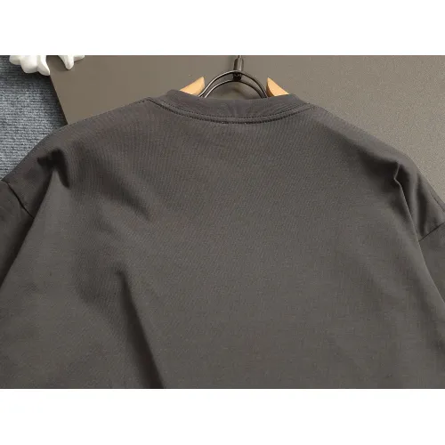 Replica LOEWE T-Shirts Short Sleeved For Unisex #1427080 $38.00 USD for Wholesale