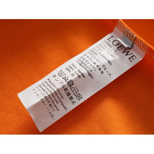 Replica LOEWE T-Shirts Short Sleeved For Unisex #1427083 $38.00 USD for Wholesale