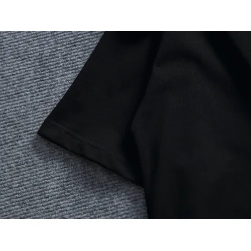 Replica LOEWE T-Shirts Short Sleeved For Unisex #1427085 $38.00 USD for Wholesale