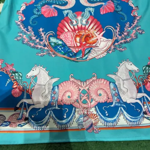 Replica Versace Tracksuits Short Sleeved For Unisex #1428356 $60.00 USD for Wholesale