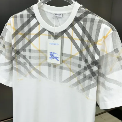 Replica Burberry T-Shirts Short Sleeved For Unisex #1430289 $64.00 USD for Wholesale