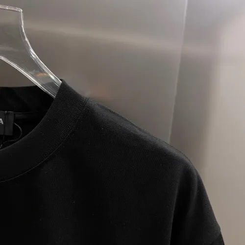 Replica Balenciaga T-Shirts Short Sleeved For Unisex #1430557 $38.00 USD for Wholesale