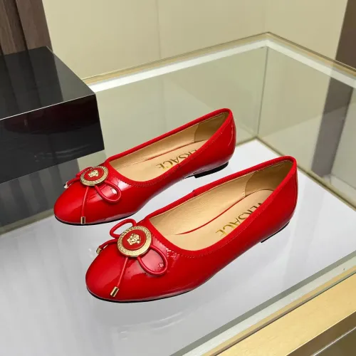 Versace Flat Shoes For Women #1432020