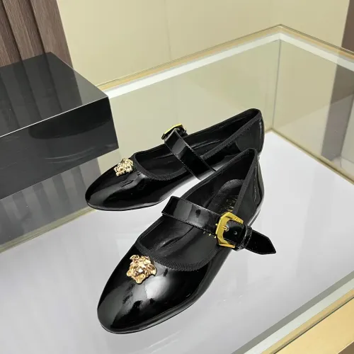 Versace Flat Shoes For Women #1432026