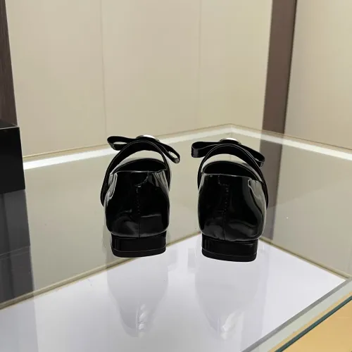 Replica Versace Flat Shoes For Women #1432233 $82.00 USD for Wholesale