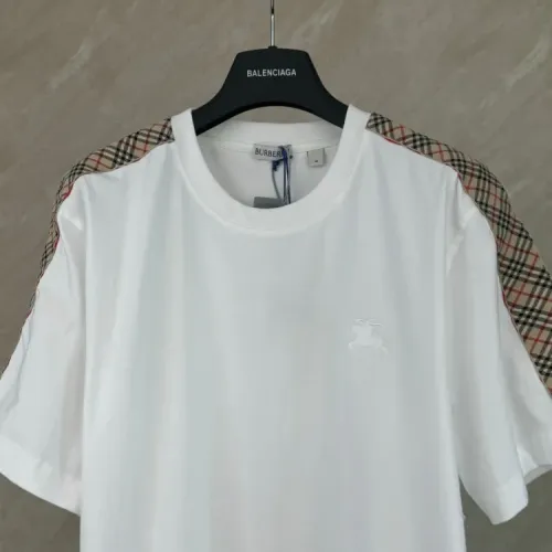 Replica Burberry T-Shirts Short Sleeved For Unisex #1432793 $45.00 USD for Wholesale