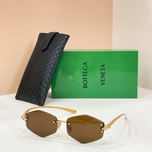 Bottega Veneta AAA Quality Sunglasses #1433459