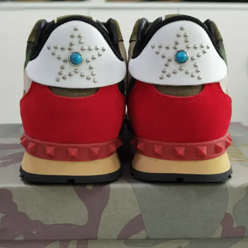 Replica Valentino Casual Shoes For Men #1433688 $88.00 USD for Wholesale