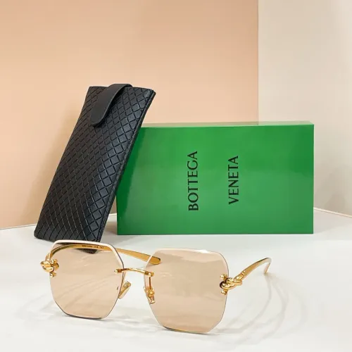 Bottega Veneta AAAAA Quality Sunglasses #1433751