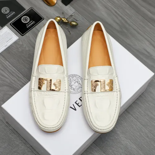 Versace Leather Shoes For Men #1434072