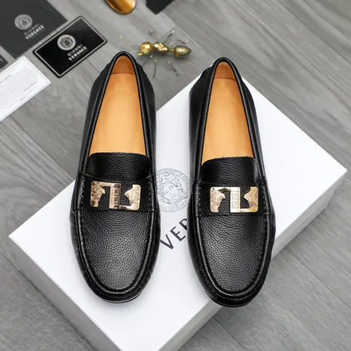 Versace Leather Shoes For Men #1434077