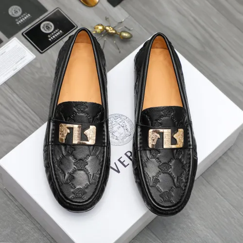 Versace Leather Shoes For Men #1434079