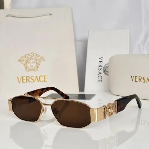 Versace AAA Quality Sunglasses #1434337