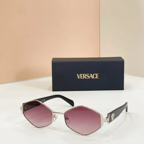 Versace AAA Quality Sunglasses #1434348