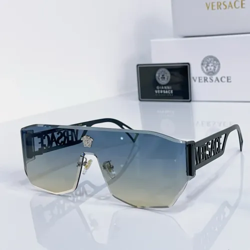 Versace AAA Quality Sunglasses #1434354