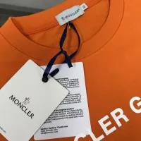 $32.00 USD Moncler T-Shirts Short Sleeved For Unisex #1423454