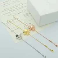 $25.00 USD Van Cleef & Arpels Bracelets For Women #1425101