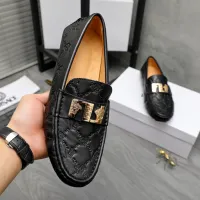 $72.00 USD Versace Leather Shoes For Men #1434079