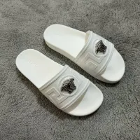 $52.00 USD Versace Slippers For Men #1434413