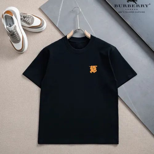Burberry T-Shirts Short Sleeved For Unisex #1436611