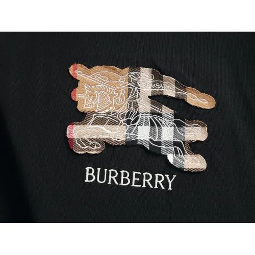 Replica Burberry T-Shirts Short Sleeved For Unisex #1439047 $45.00 USD for Wholesale