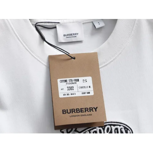 Replica Burberry T-Shirts Short Sleeved For Unisex #1439056 $45.00 USD for Wholesale