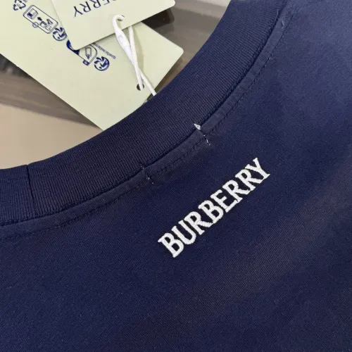 Replica Burberry T-Shirts Short Sleeved For Unisex #1439811 $32.00 USD for Wholesale