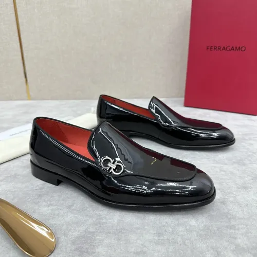Salvatore Ferragamo Leather Shoes For Men #1441444