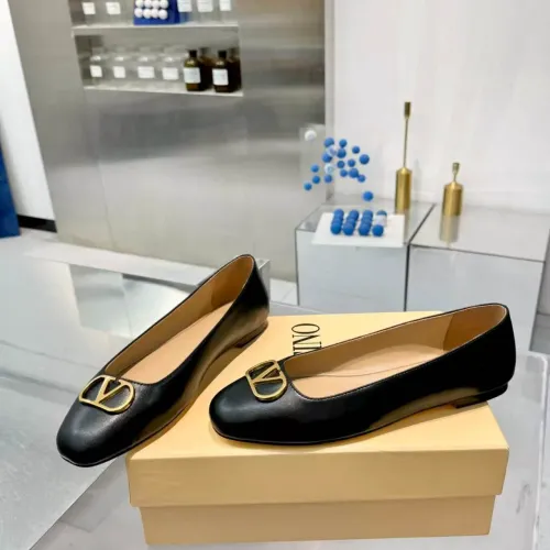 Valentino Flat Shoes For Women #1442520