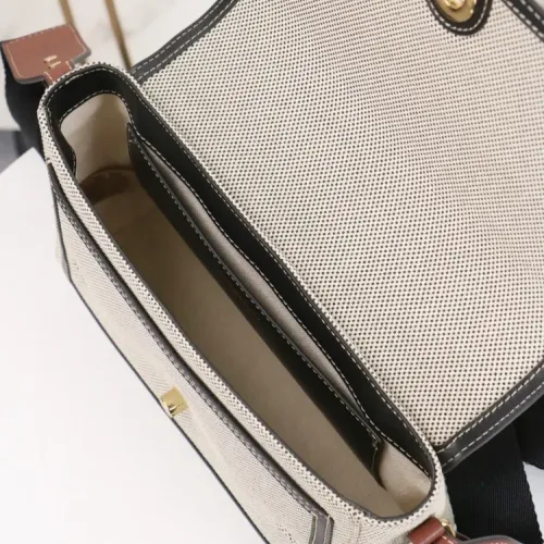 Replica Burberry AAA Quality Messenger Bags For Women #1443031 $102.00 USD for Wholesale