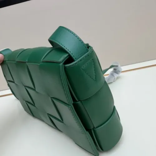 Replica Bottega Veneta BV AAAAA Quality Messenger Bags For Women #1443623 $102.00 USD for Wholesale