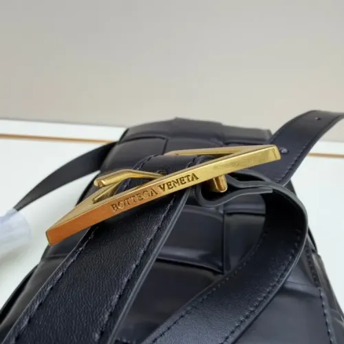 Replica Bottega Veneta BV AAAAA Quality Messenger Bags For Women #1443624 $102.00 USD for Wholesale