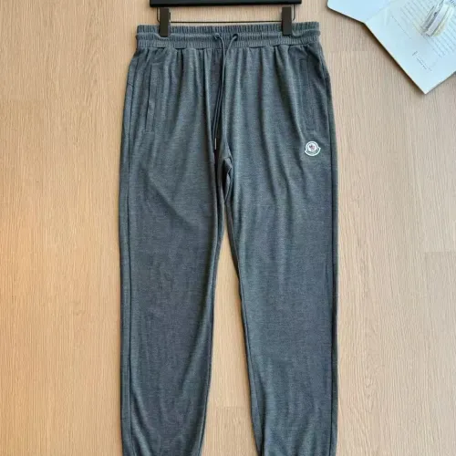 Moncler Pants For Men #1446605