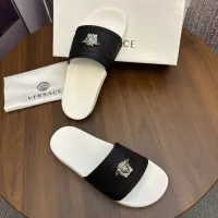 $42.00 USD Versace Slippers For Men #1435206