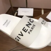 $42.00 USD Givenchy Slippers For Men #1435342