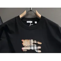 $45.00 USD Burberry T-Shirts Short Sleeved For Unisex #1439047