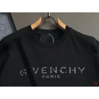 $40.00 USD Givenchy T-Shirts Short Sleeved For Unisex #1439340
