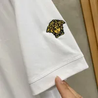 $72.00 USD Versace T-Shirts Short Sleeved For Men #1439640