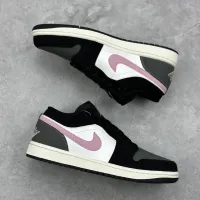 $88.00 USD Air Jordan 1 I For Women #1441571