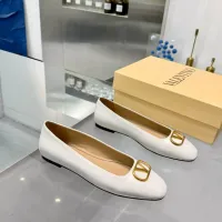 $105.00 USD Valentino Flat Shoes For Women #1442517