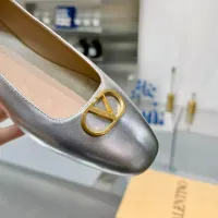 $105.00 USD Valentino Flat Shoes For Women #1442518
