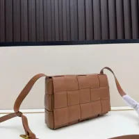 $102.00 USD Bottega Veneta BV AAAAA Quality Messenger Bags For Women #1443625