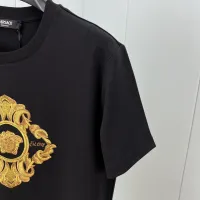 $82.00 USD Versace T-Shirts Short Sleeved For Men #1444428