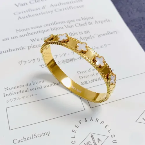 Van Cleef & Arpels Bracelets For Women #1449425