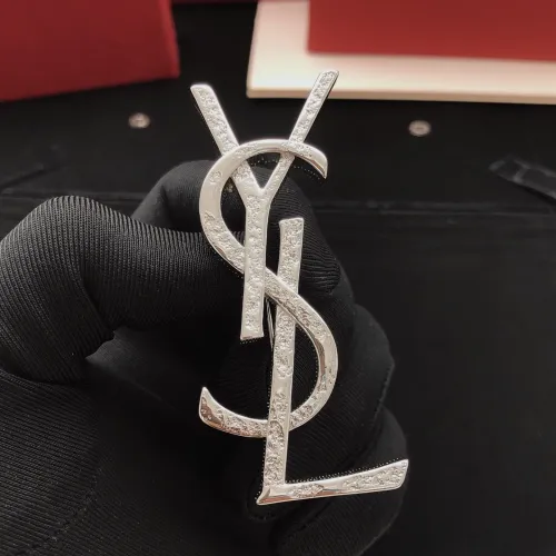 Yves Saint Laurent Brooches For Women #1449786
