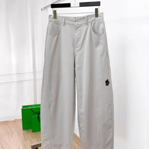 Moncler Pants For Men #1450142